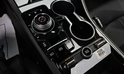 Kia K5 2021, 52950 км, за 13022.81 USD - фото 9