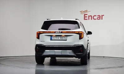 Kia Seltos 2023, 49320 км, за 15557.31 USD