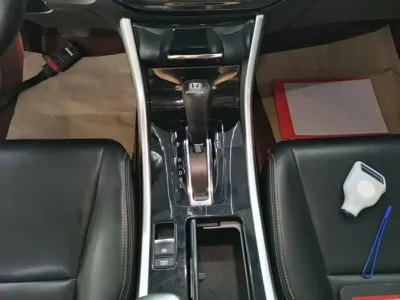 Honda Accord 2018, 99400 км, за 9358.26 USD - фото 14