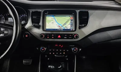 Kia Carens