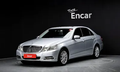 Mercedes-Benz E-Class · 2011 год