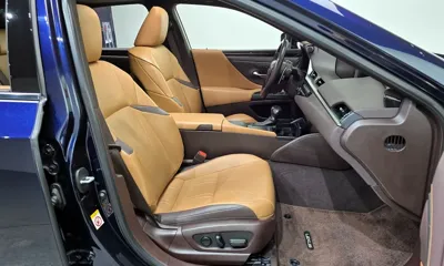 Lexus ES 2019, 109808 км, за 21539.48 USD - фото 12