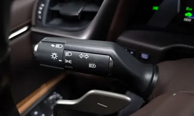 Lexus ES 2019, 109808 км, за 21539.48 USD - фото 14
