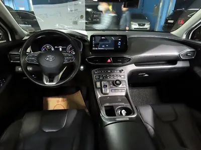 Hyundai Santafe 2022, 125029 км, за 15854.54 USD