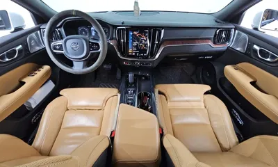 Volvo V60 2021, 109467 км, за 18201.9 USD - фото 7