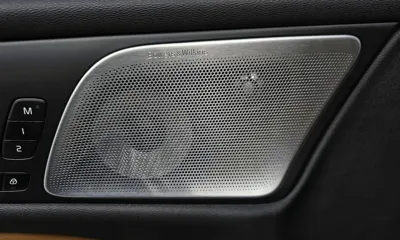 Volvo V60 2021, 109467 км, за 18201.9 USD - фото 37