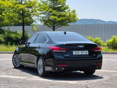 Hyundai Genesis 2015, 102019 км, за 7155.05 USD