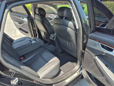 Hyundai Genesis 2015, 102019 км, за 7155.05 USD - фото 8