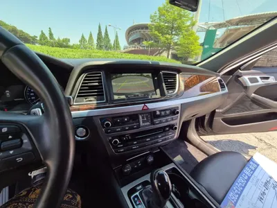 Hyundai Genesis 2015, 102019 км, за 7155.05 USD - фото 16