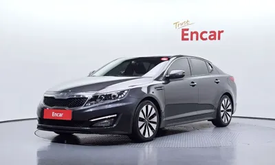 Kia K5 · 2013 год