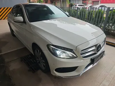 Mercedes-Benz C-Class 2016, 89300 км, за 11432.97 USD