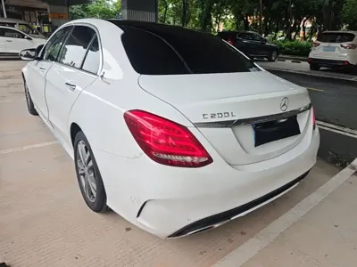 Mercedes-Benz C-Class 2016, 89300 км, за 11432.97 USD