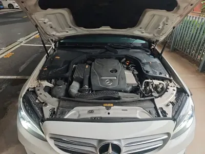 Mercedes-Benz C-Class 2016, 89300 км, за 11432.97 USD - фото 20