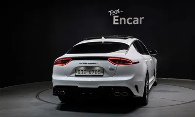 Kia Stinger 2018, 143383 км, за 9846.4 USD