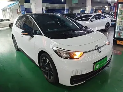 Volkswagen ID.3 2024, 83900 км, за 11272.56 USD