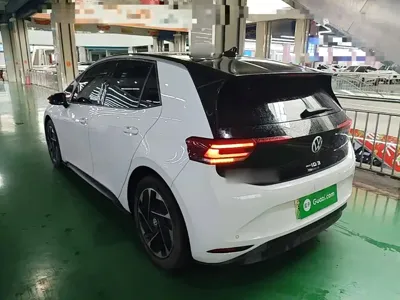 Volkswagen ID.3 2024, 83900 км, за 11272.56 USD