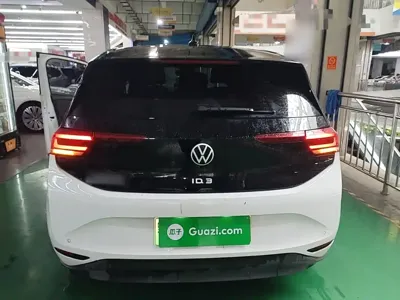Volkswagen ID.3 2024, 83900 км, за 11272.56 USD - фото 6