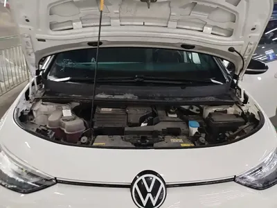 Volkswagen ID.3 2024, 83900 км, за 11272.56 USD - фото 20