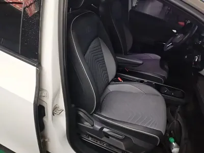 Volkswagen ID.3 2024, 83900 км, за 11272.56 USD - фото 25