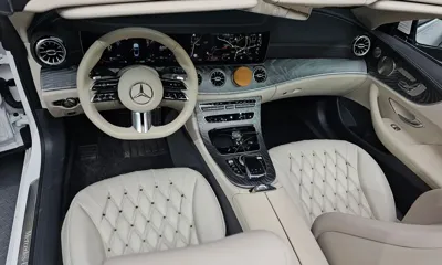 Mercedes-Benz E-Class 2023, 19895 км, за 47675.46 USD - фото 7