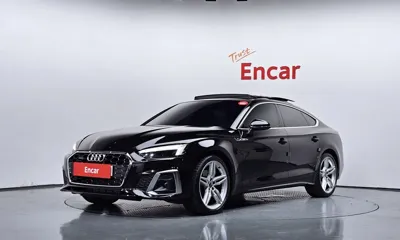 Audi A5 · 2021 год