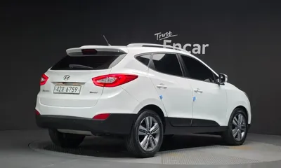 Hyundai Tucson 2015, 104181 км, за 5579.62 USD