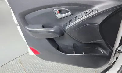 Hyundai Tucson 2015, 104181 км, за 5579.62 USD - фото 24