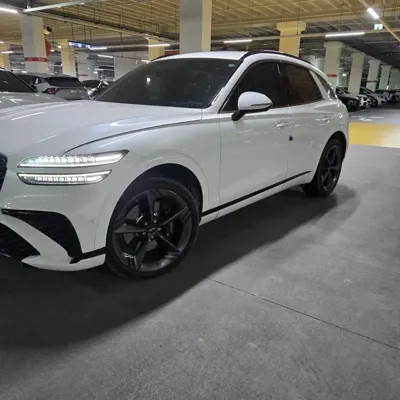Genesis GV70 · 2025 год