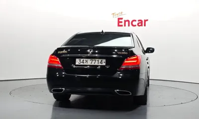 Hyundai Equus 2015, 110757 км, за 7483.26 USD