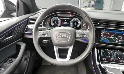 Audi Q8 2023, 44548 км, за 49999.96 USD - фото 13