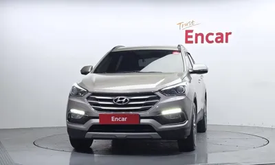 Hyundai Santafe 2016, 137725 км, за 7877.12 USD