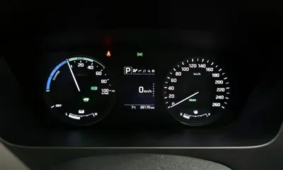 Hyundai Sonata 2016, 29175 км, за 8913.11 USD - фото 8