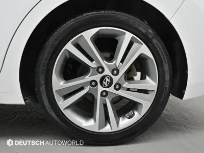 Hyundai Avante 2018, 64882 км, за 7491.86 USD