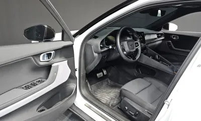 Polestar Polestar 2 2023, 40989 км, за 59492.37 USD - фото 10
