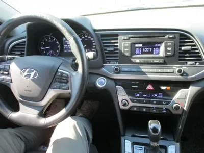 Hyundai Avante 2017, 147000 км, за 4748.9 USD - фото 14