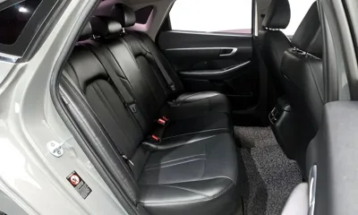 Hyundai Sonata 2020, 72071 км, за 9120.53 USD - фото 12