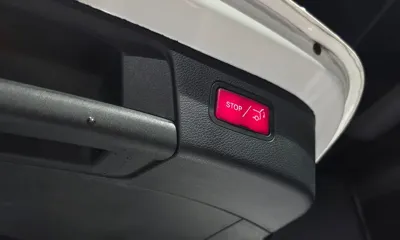 Mercedes-Benz GLA-Class 2018, 96505 км, за 13661.21 USD - фото 28