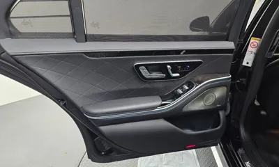 Mercedes-Benz S-Class 2023, 35009 км, за 76018.03 USD - фото 25