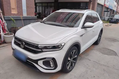 Volkswagen T-Roc · 2023 год