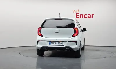 Kia Morning 2022, 32602 км, за 5863.2 USD