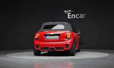 MINI Cooper Convertible 2019, 87445 км, за 11562.6 USD