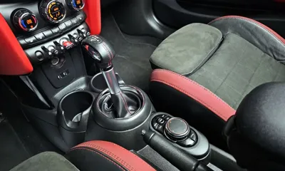 MINI Cooper Convertible 2019, 87445 км, за 11562.6 USD - фото 9