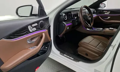 Mercedes-Benz E-Class 2023, 20949 км, за 25937.71 USD - фото 10