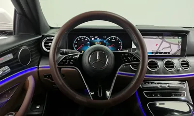 Mercedes-Benz E-Class 2023, 20949 км, за 25937.71 USD - фото 13