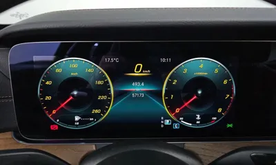 Mercedes-Benz E-Class 2021, 57173 км, за 24222.13 USD - фото 8
