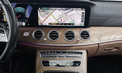 Mercedes-Benz E-Class 2021, 57173 км, за 24222.13 USD - фото 12