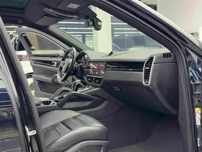Porsche Cayenne 2021, 44200 км, за 71903.16 USD - фото 8