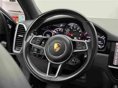 Porsche Cayenne 2021, 44200 км, за 71903.16 USD - фото 11