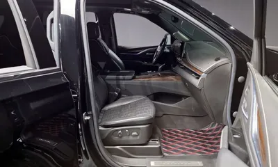 Cadillac Escalade 2022, 56277 км, за 51655.59 USD - фото 11