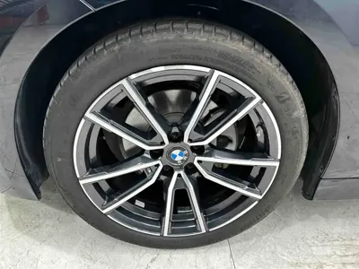 BMW 3 Series 2023, 20600 км, за 35119.08 USD - фото 20